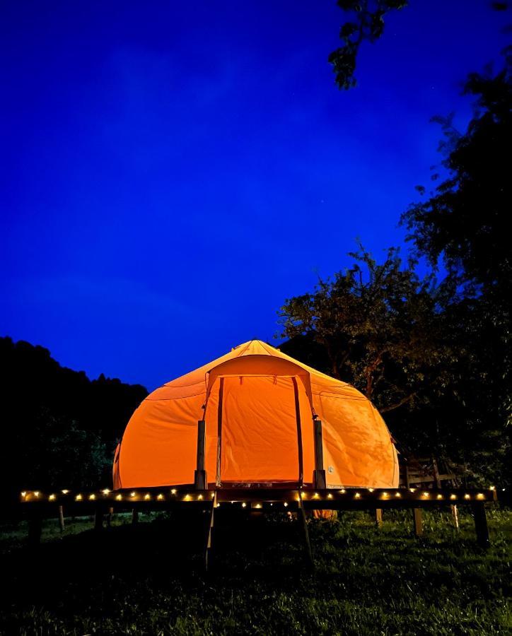 Flore'S Garden Glamping 브란 외부 사진