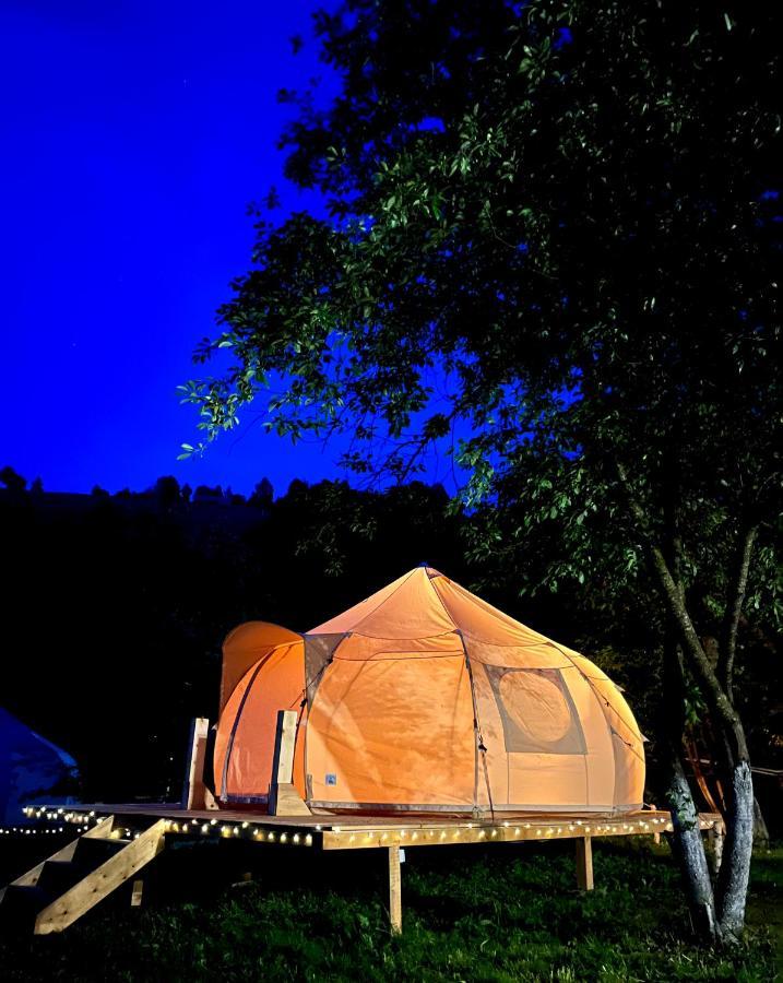 Flore'S Garden Glamping 브란 외부 사진