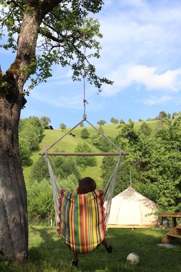 Flore'S Garden Glamping 브란 외부 사진