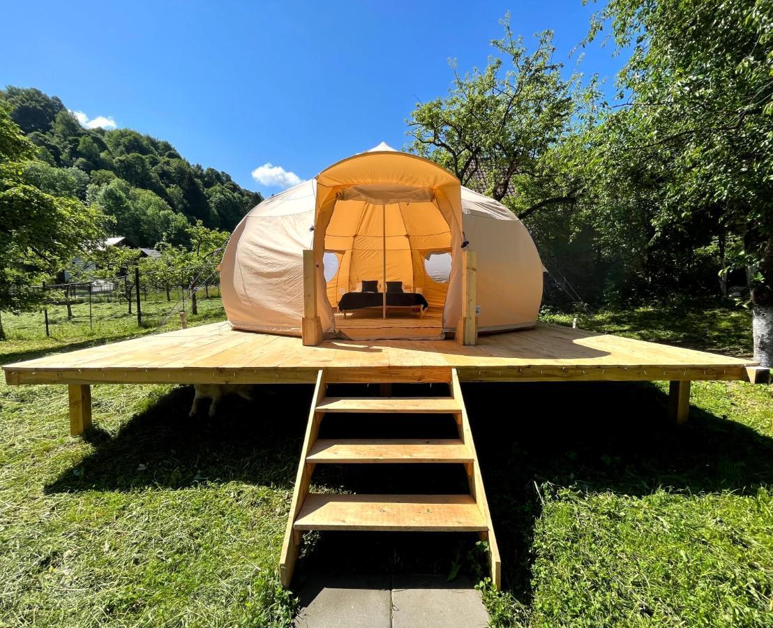 Flore'S Garden Glamping 브란 외부 사진