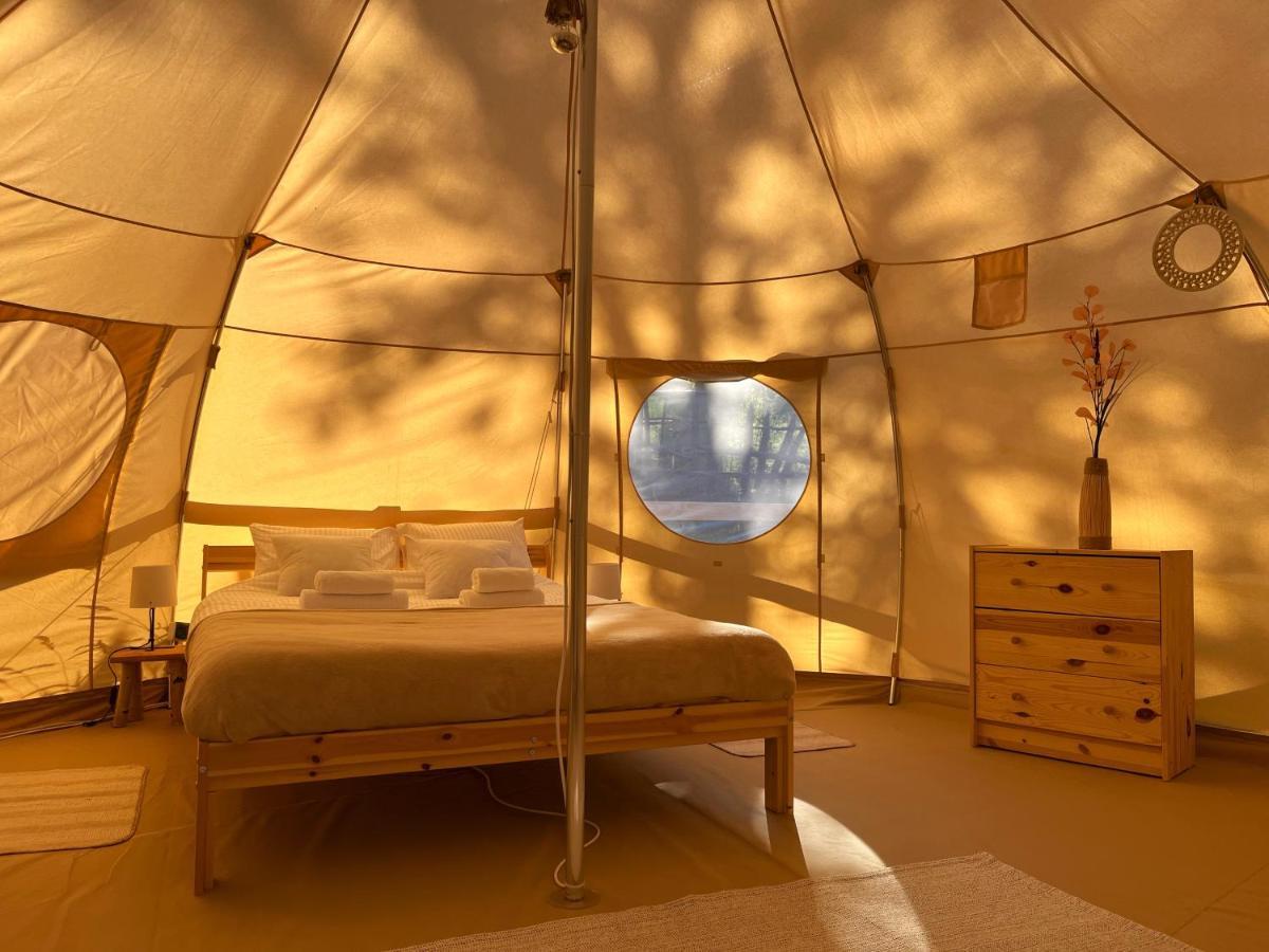 Flore'S Garden Glamping 브란 외부 사진
